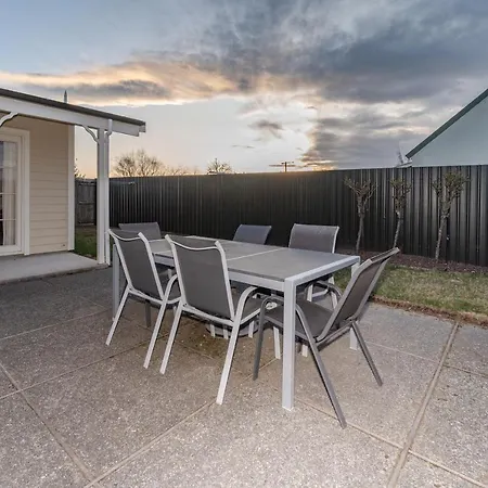 Relax On Rata, Cottage 1 Twizel Exterior photo