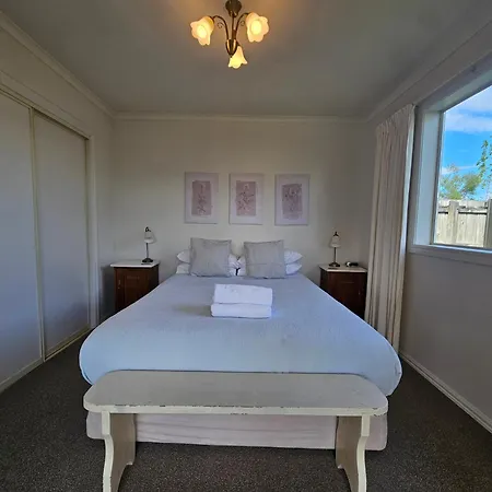 Relax On Rata, Cottage 1 Twizel Exterior photo