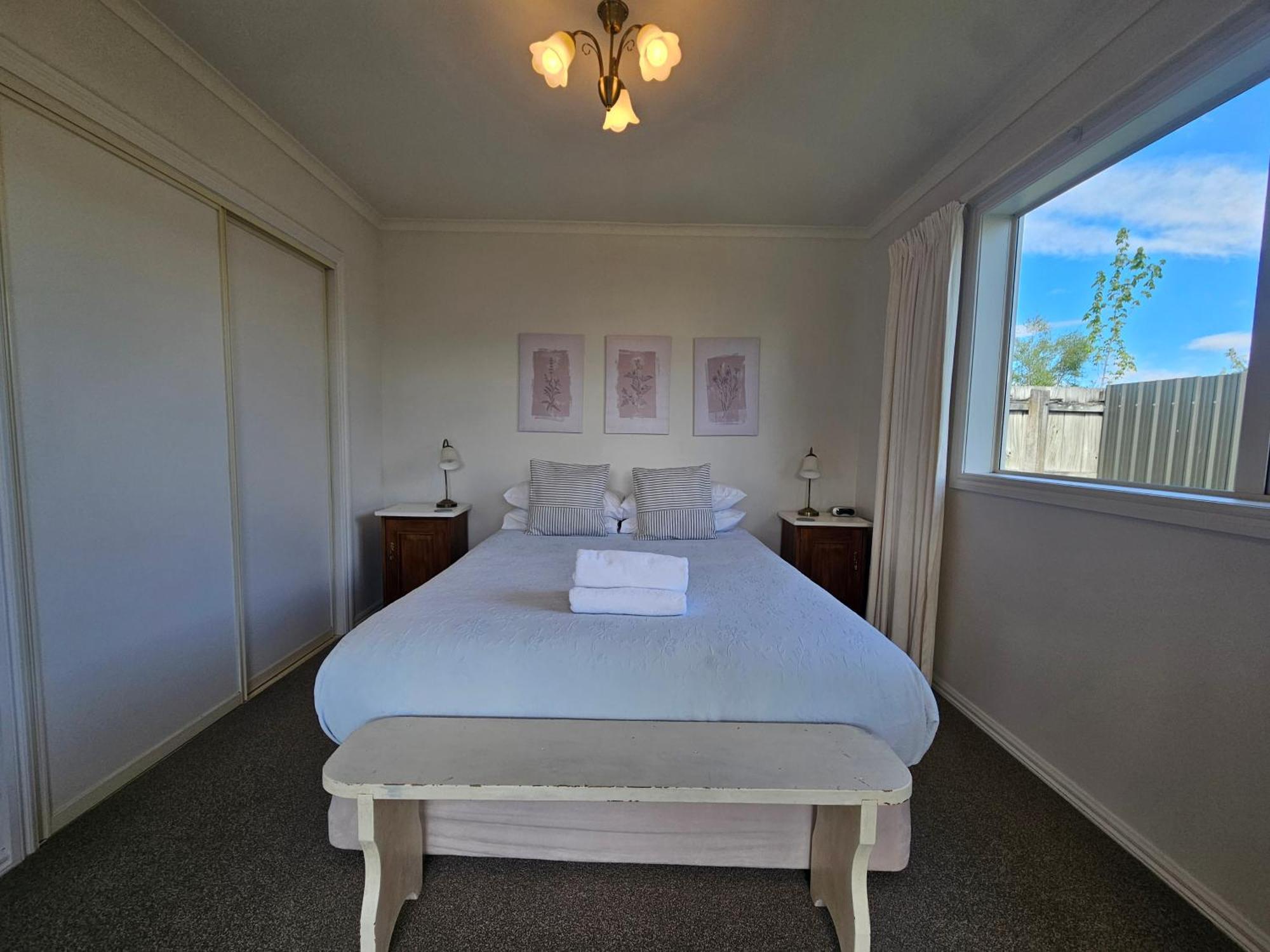 Relax On Rata, 1 *